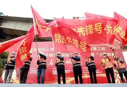 费德勒身穿优衣库