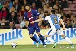 足球比赛中哪位球员表现最出色,值得称赞