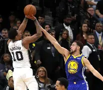 斯普利特暂任开拓者主帅