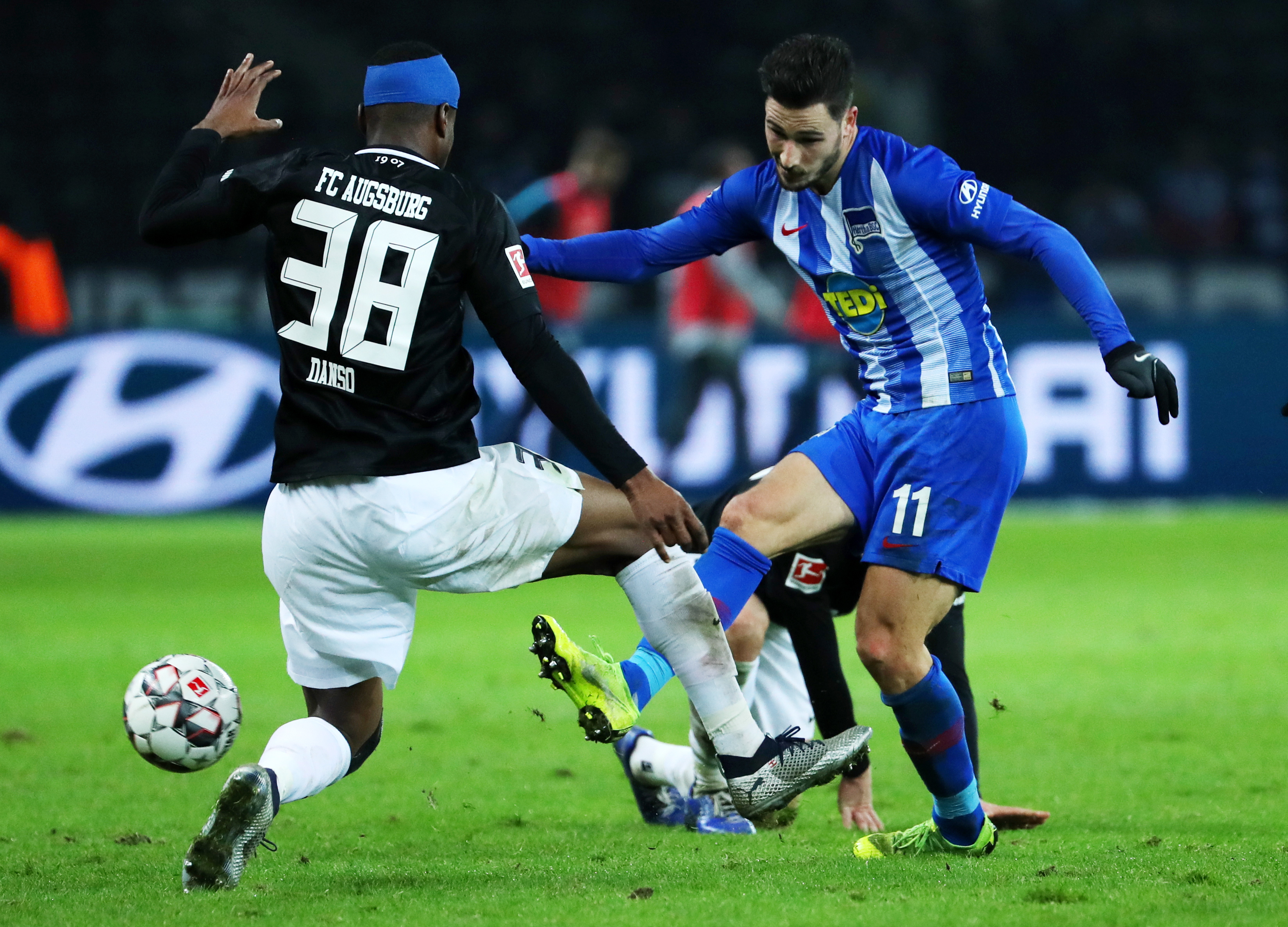 柏林赫塔外援出色表现,帮助球队取得连胜胜负