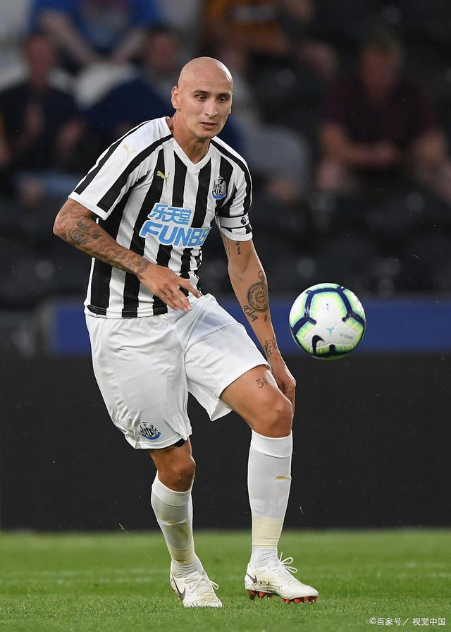 半岛体育APP-巴恩斯利球衣