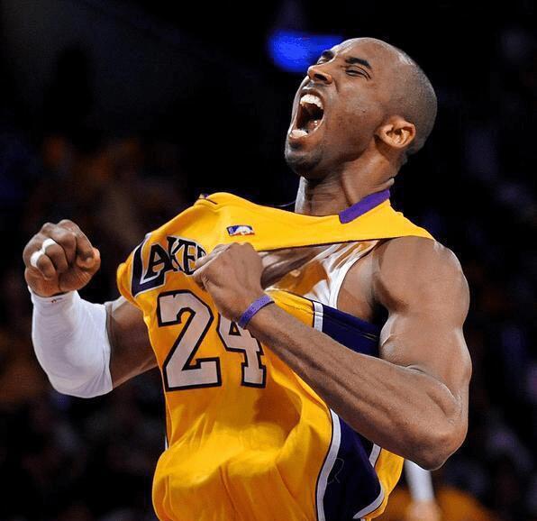 篮球场上的较量作文