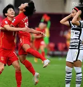 意大利女足队员突破重重困难,冲向胜利