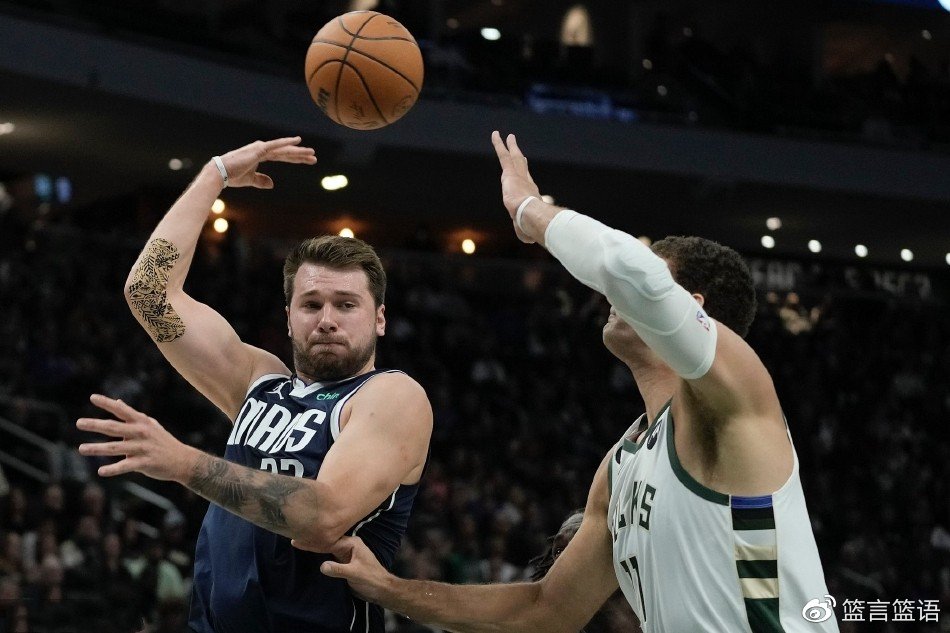 汤普森单节37分完整版中文回放