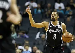 半岛体育官网-篮网丁威迪视频